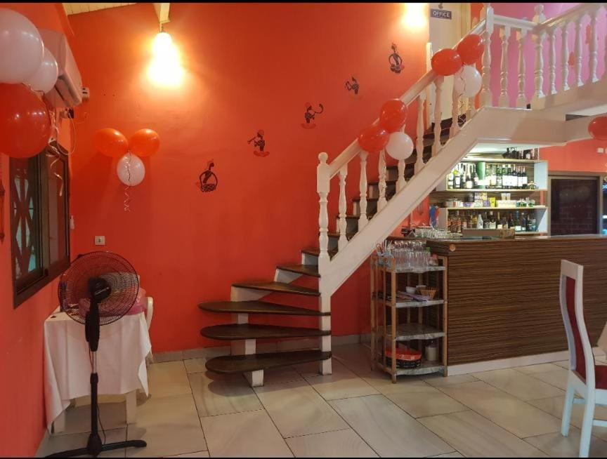 Namaste Hotel & Restaurant Libreville Exterior foto